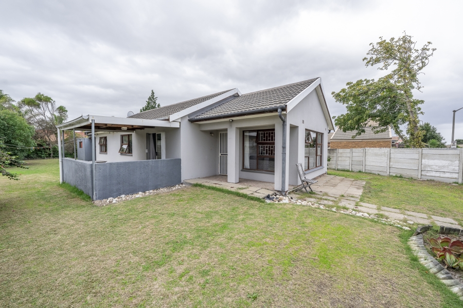 4 Bedroom Property for Sale in Bracken Heights Western Cape